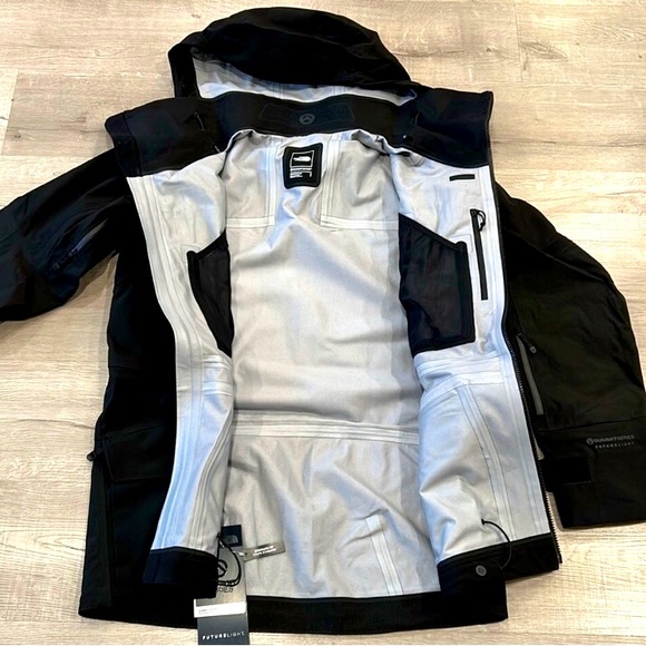 The North Face Summit Series Tsirku GTX Pro Jacket - Men’s Size Large NWT - Picture 5 of 14